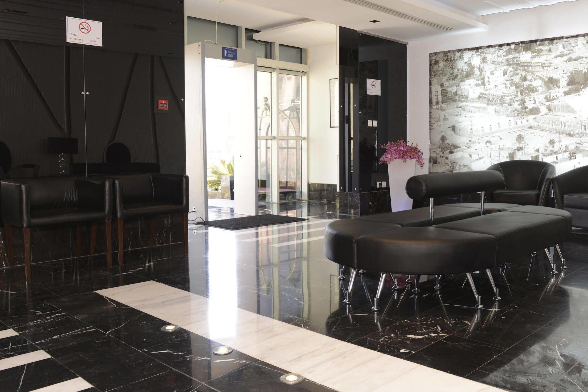 Crystal Hotel Ammán Kültér fotó